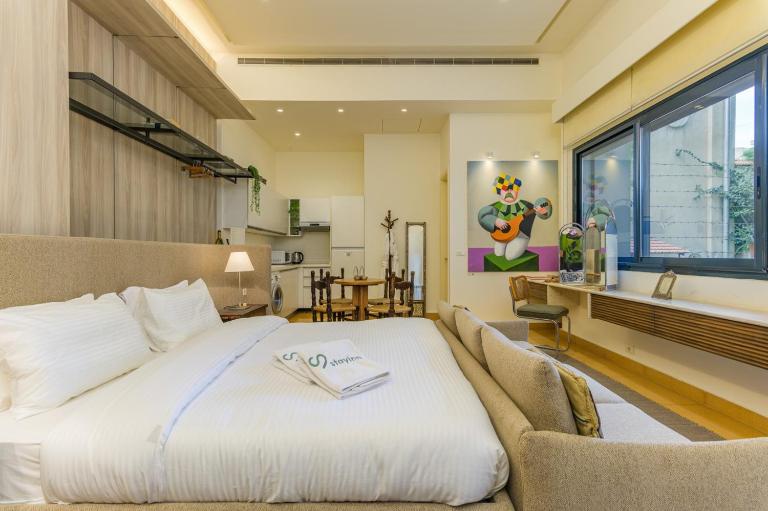 Convivium 5 - High-end Studio in Gemmayze - B&B Beirut