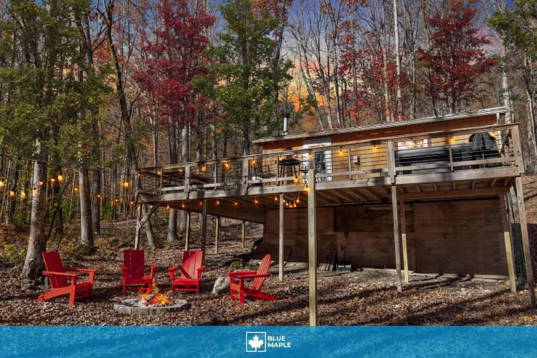 Cozy Cabin w Lake, Hot Tub, Huge Deck & Fire Pit - B&B Lost City
