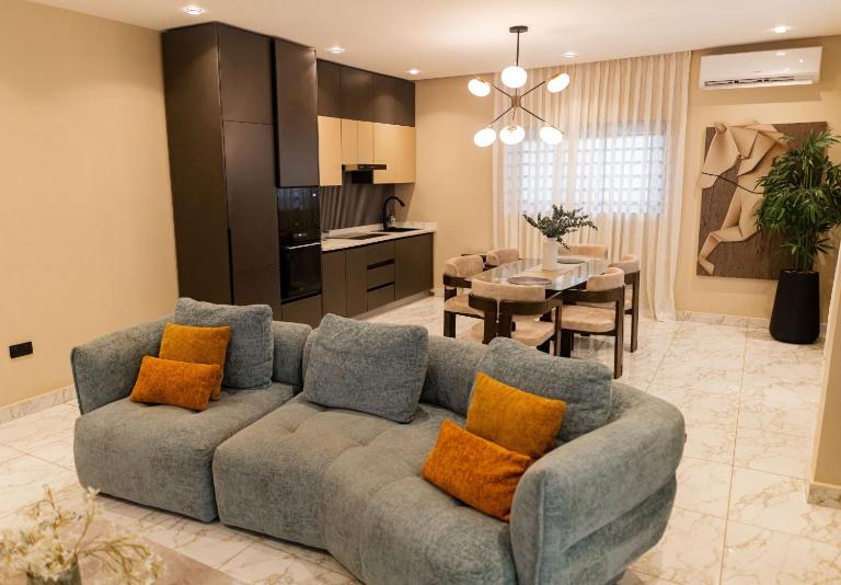 Bellagio One Bedroom Apartment Spintex - Bed and Breakfast Kwedonu