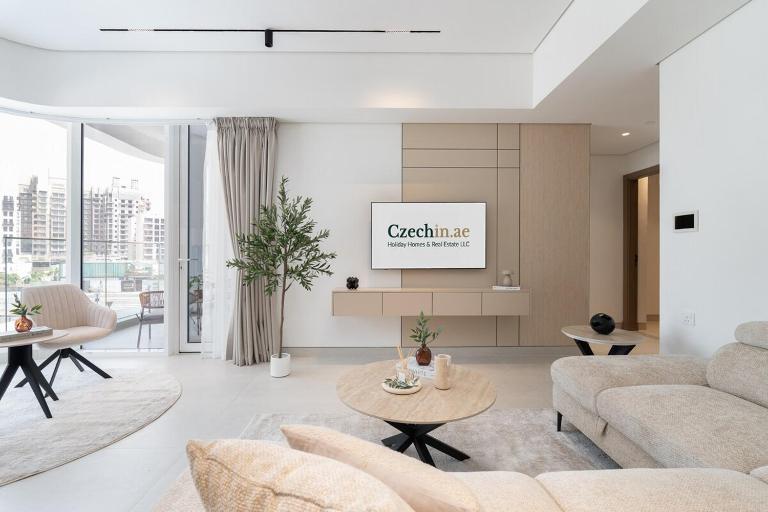 Elegant 1BR, Dubai Creek Views, Kasco Residences - B&B Dubai