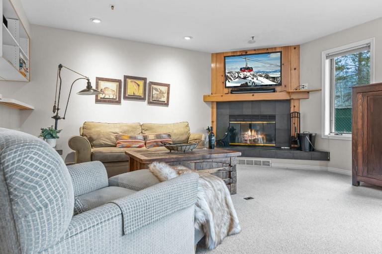 RMR: Balsam Lodge B4 Condo in The AspensWilson WY - B&B Wilson