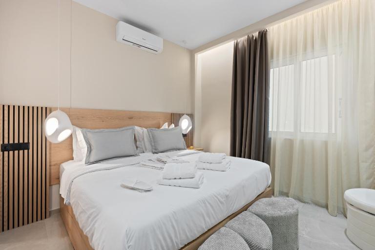 Central Luxury Jacuzzi - Luxury Living Nydri - B&B Nydri