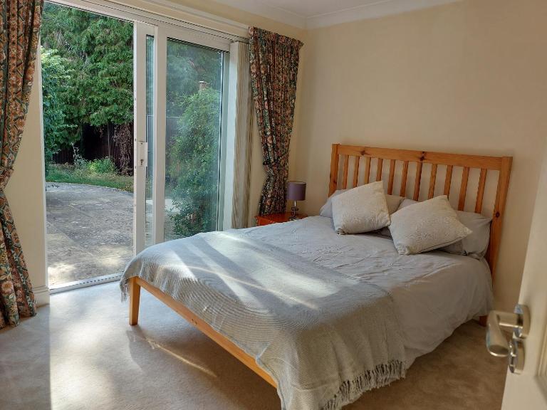 Garden dreams double room with ensuit bathroom - Bed and Breakfast Oxford