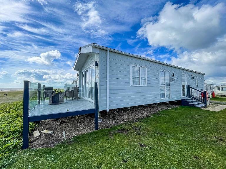 Modern Caravan With Beautiful Seaviews In Suffolk! Ref 90023Sv - B&B Benacre