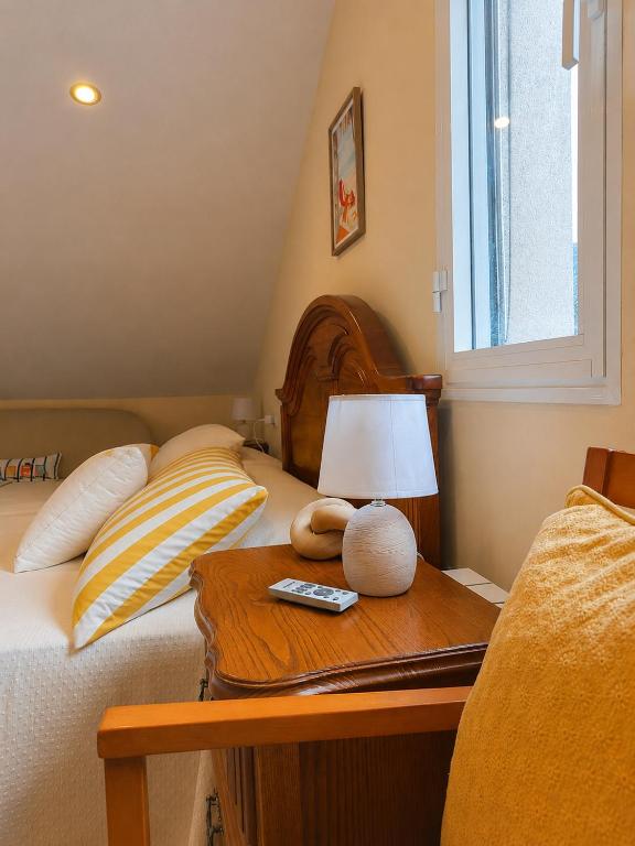 Apartamento Duplex con jardín A Casiña de Divina - B&B Lago