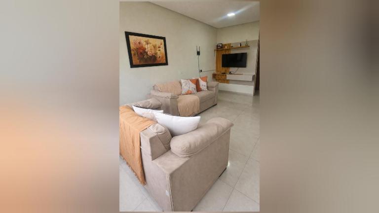 Casa moderna e espaçosa no centro ,Bonito-PE - B&B Bonito