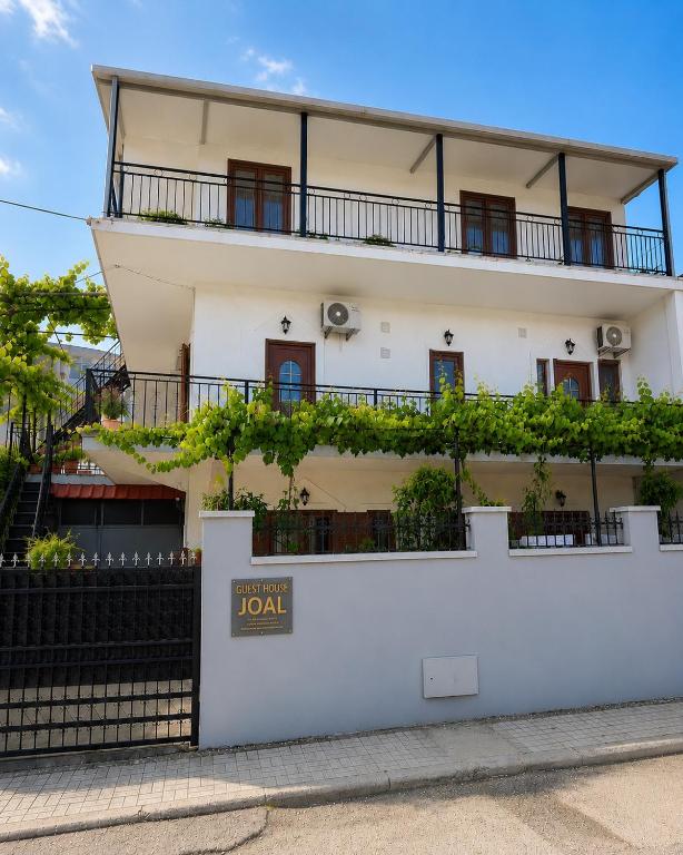 Guesthouse Joal - B&B Permet