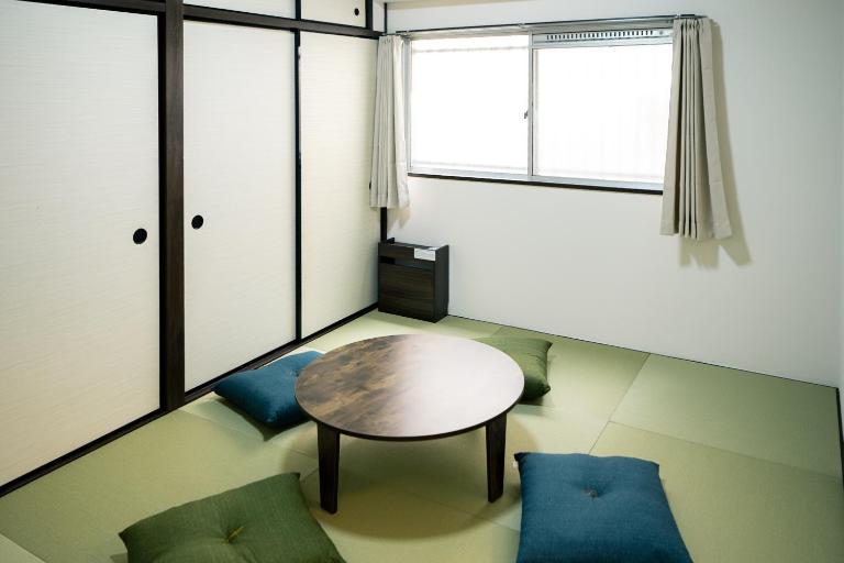 Minpaku Maeda - B&B Osaka
