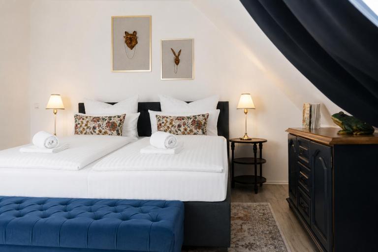 Ferienhaus Has & Igel - märchenhaft in Buxtehude bis 10 Personen - 4 Schlafzimmer - Terrasse - 140 qm - 2 Parkplätze unterm Carport - B&B Buxtehude