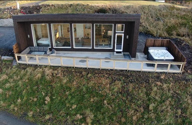 Unik og moderne hytte med utsikt mot havet 38 Otterlei Resort - Bed and Breakfast Haram