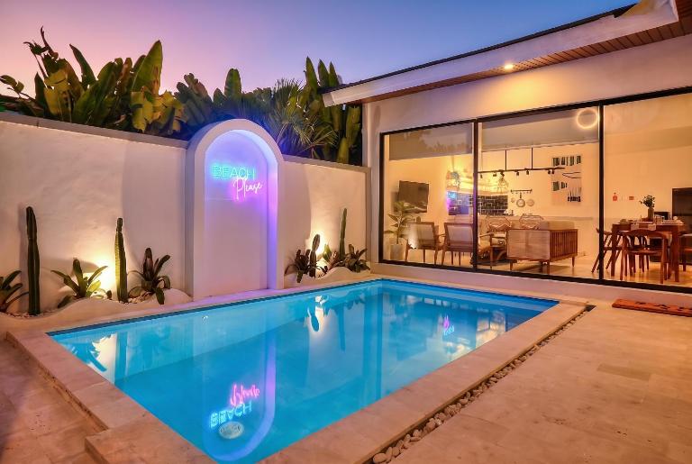 Villa De Miel 3BR Private Pool Canggu Berawa - Chambres d'hôtes Canggu