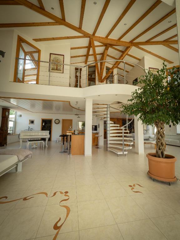 280m2 Luxus Loft Atrium-X 60m2 Terrasse - B&B Rorbas