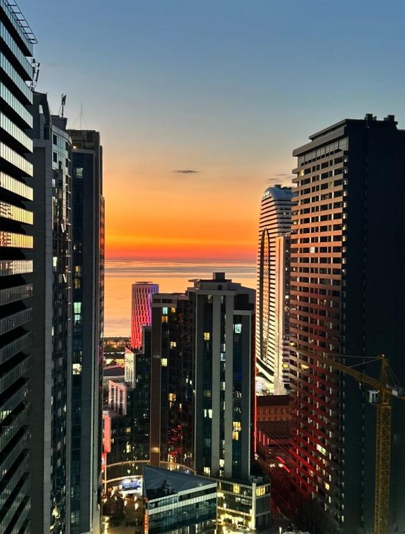 Apartment Seventeen - Blue Sky Tower - B&B Batumi