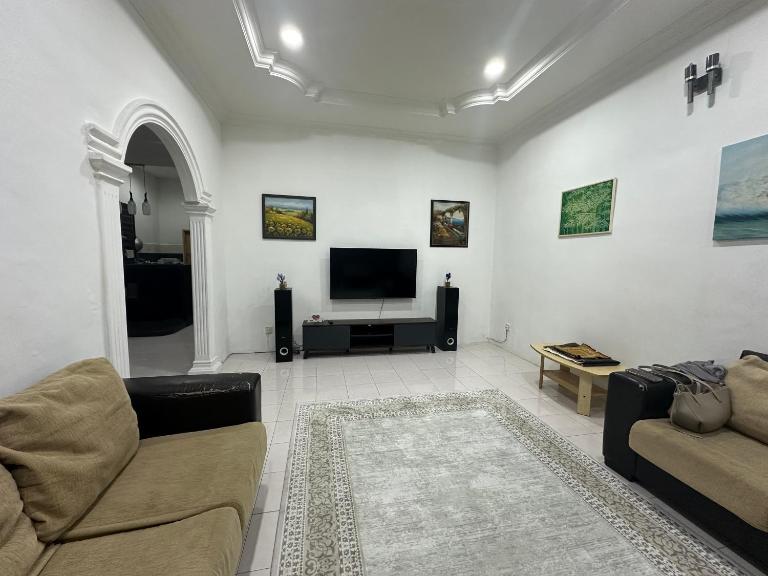 Homestay Taman Merbau, Kuala Nerang - Chambres d'hôtes Kuala Nerang