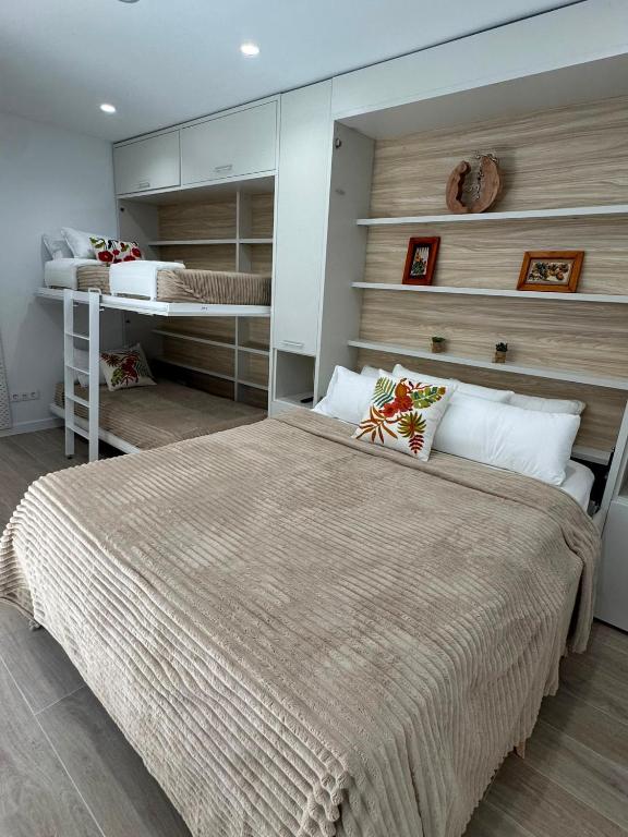 Alquiler de Habitacion Luxury a 15 minutos de Madrid-Centro - Ferienwohnung Madrid