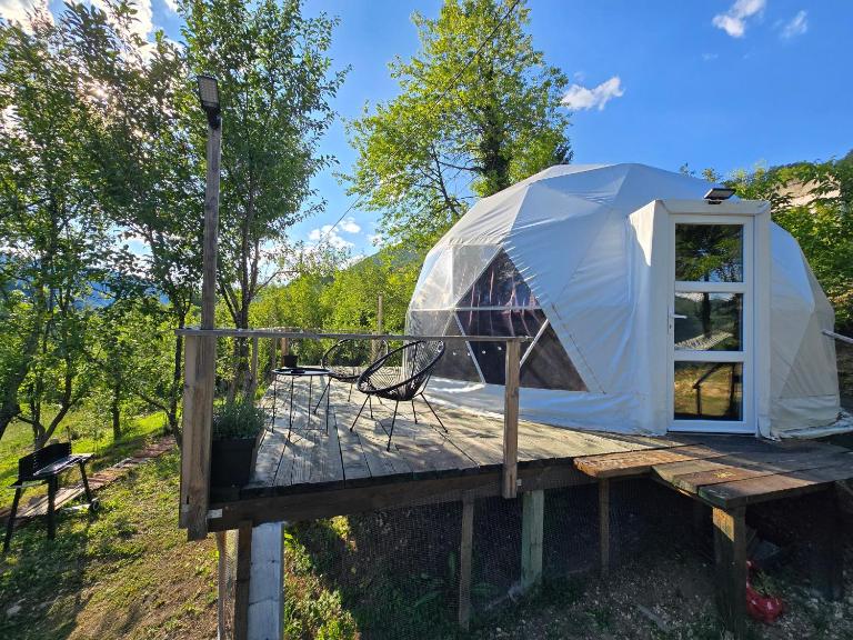 Kamp Glamp Plivska Oaza - B&B Jajce