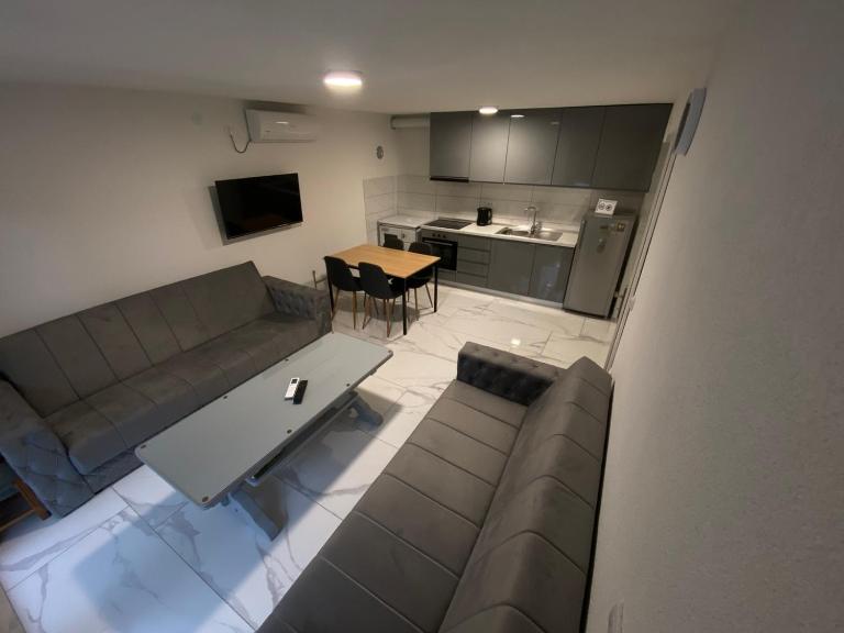 Apartman P i N Šipovo - Bed and Breakfast Šipovo