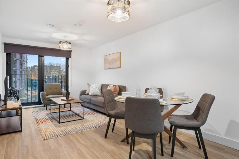 Luxury City Escape - 2 Bed Apt - Ferienwohnung Liverpool