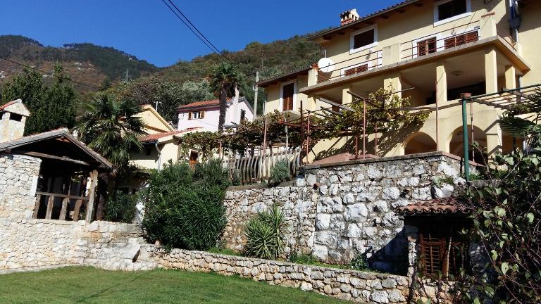 Apartments Vinetilia - B&B Mošćenička Draga