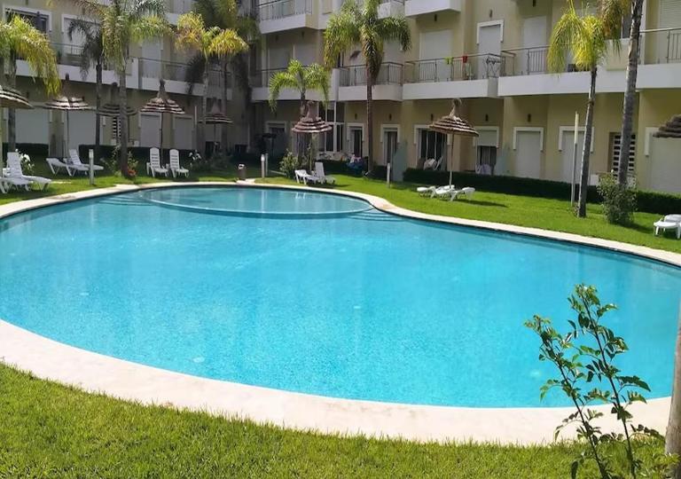 Séjour idéal Bleu Horizon - Appartement entier en Résidence avec piscine - B&B Bouznika