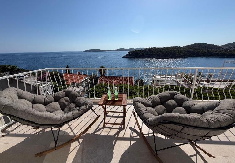 Apartments Nina & Paula - Apartment Paula - B&B Štikovica