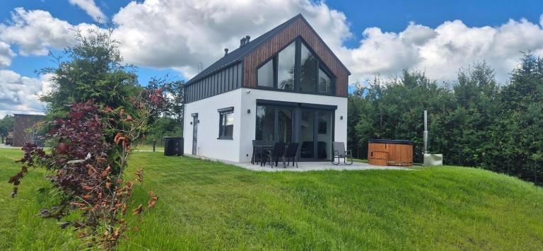 Oaza Spokoju Kaszuby Sauna i Balia na wyłączność Apartament Domek Premium - Chambres d'hôtes Przywidz
