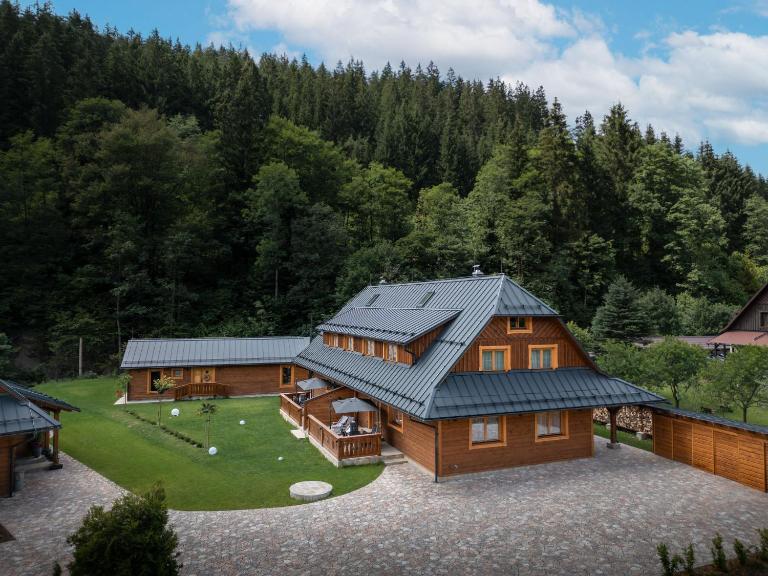 Královské apartmány - Velké Karlovice - B&B Velké Karlovice