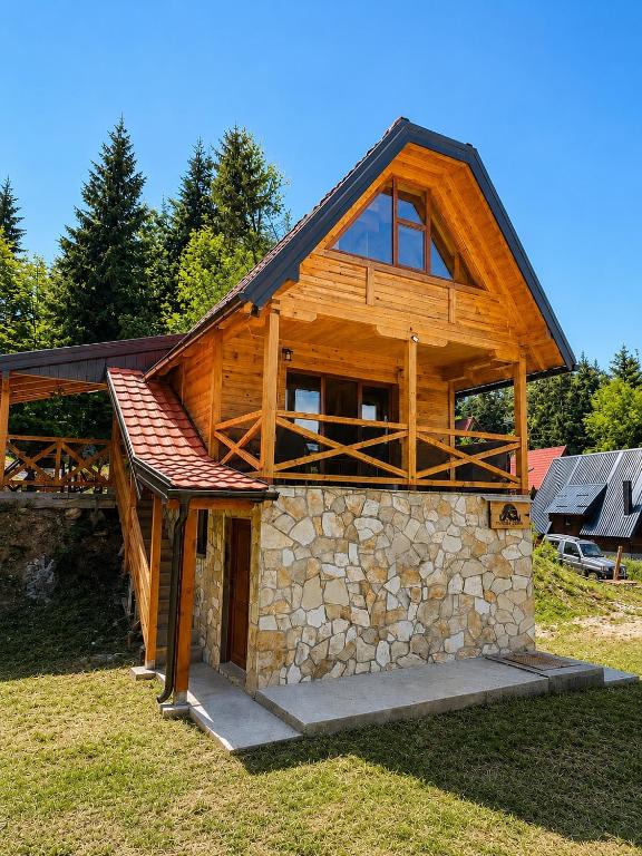 Brvnara Tarska Zora - Bed and Breakfast Zaglavak