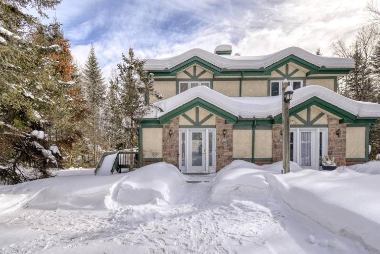 La Bête Tremblant Classic Charming Chalet - B&B Mont-Tremblant