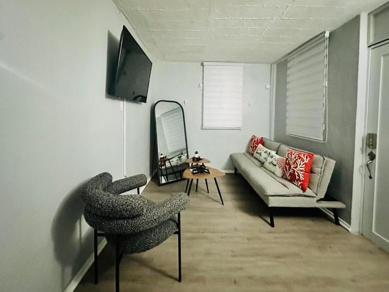Gema del Mar, Vieques, PR - Ferienwohnung Isabel Segunda