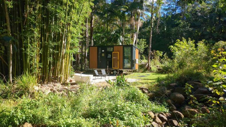 The Kingdom of Mu by Tiny Away - Bed and Breakfast Huonbrook