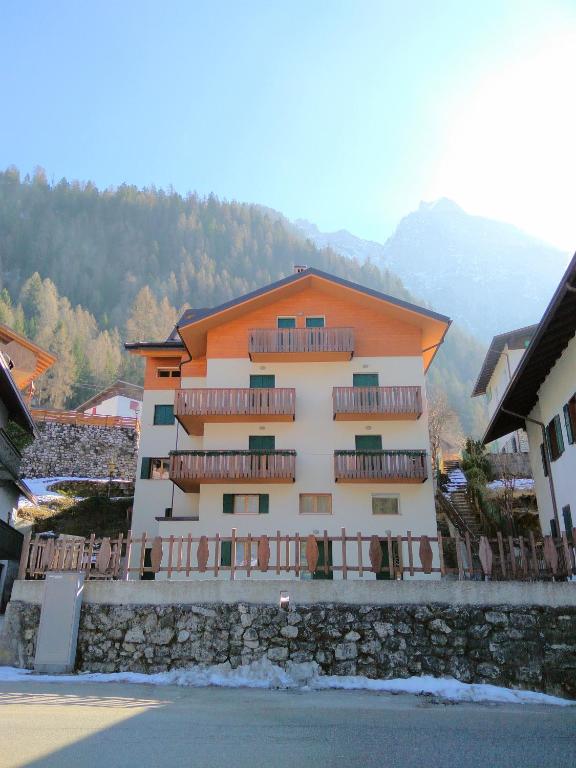 Dolomites Seasons - B&B Alleghe