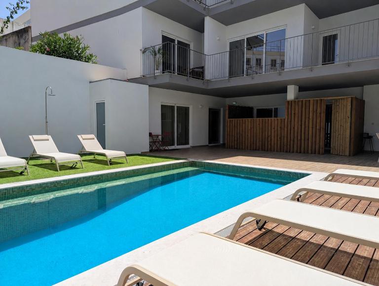 Penthouse with Pool - Faro Centre - B&B Faro