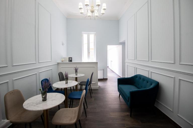 Maison Materdei Rooms - B&B Naples