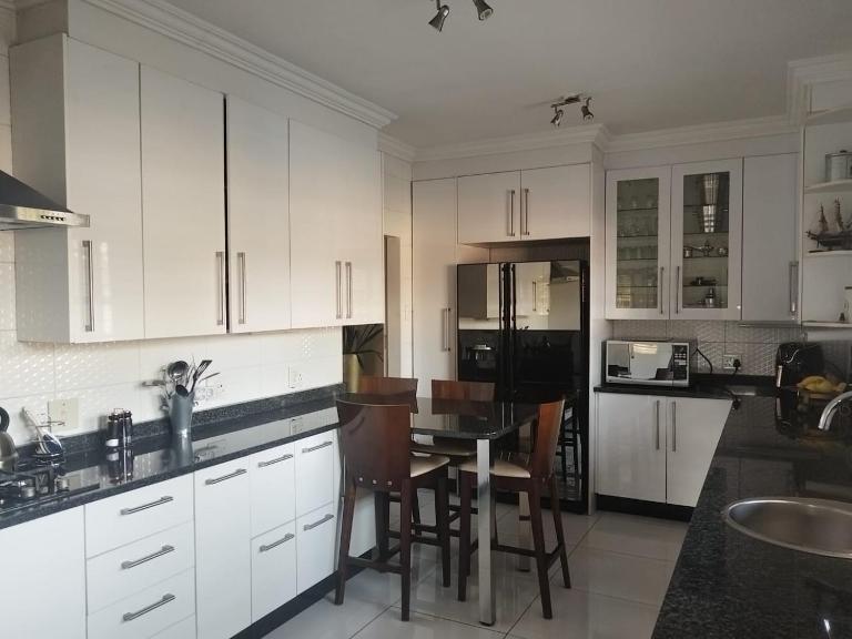 Stay & unwind - Bed and Breakfast Alberton