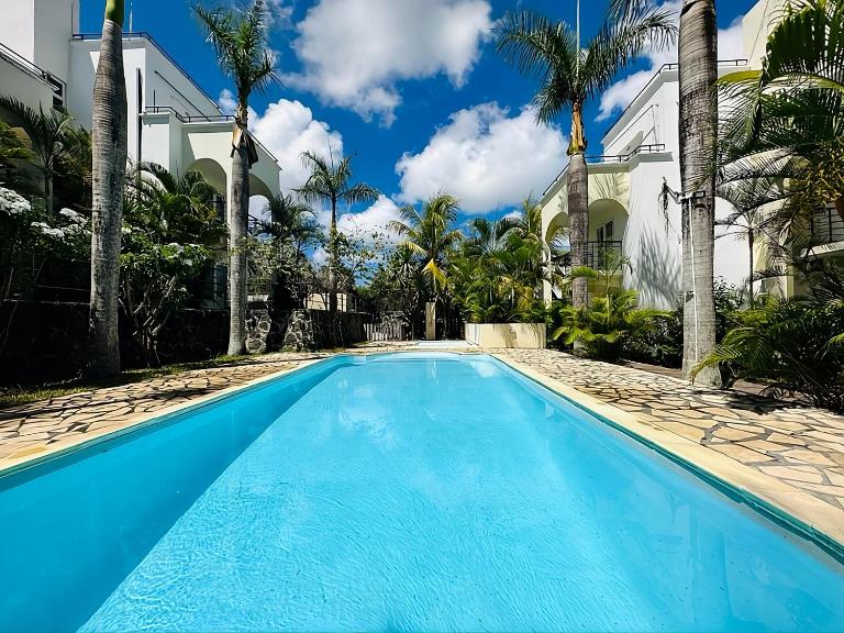 Villa Palm Green Modern 3-Bedroom Villa in Grand Baie - Bed and Breakfast Grand Baie