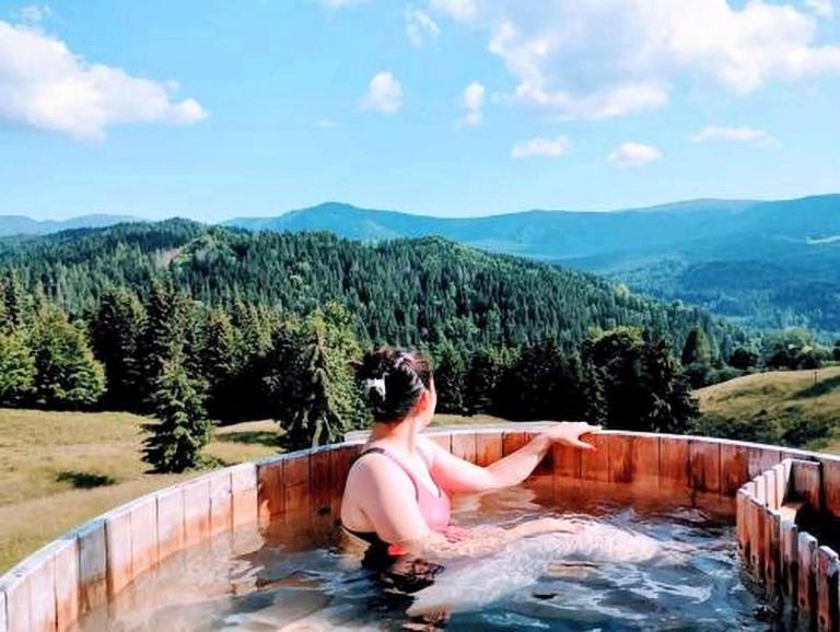 Domeniul Barabuc Colibita - B&B Colibița
