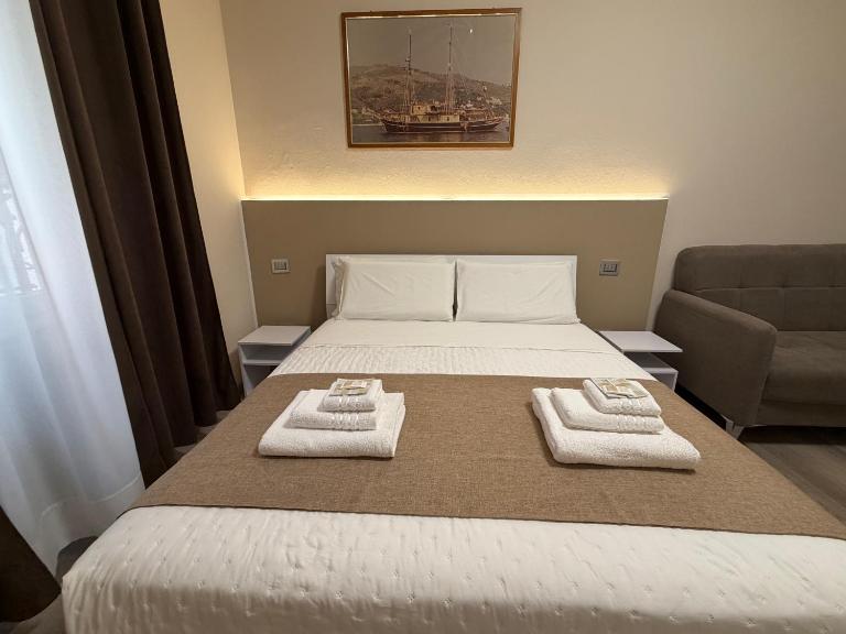 Neni's Rooms - B&B La Spezia