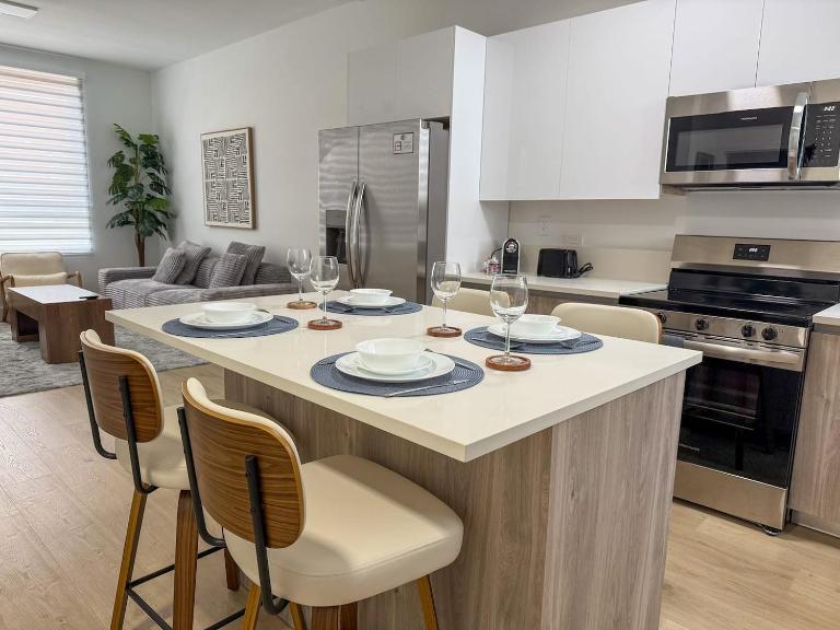 BRAND NEW 2BR 2BA Central near Brickell #110 - Chambres d'hôtes Miami
