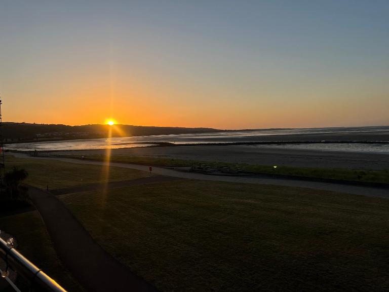 Coastal Cwtch - Chambres d'hôtes Llanelli