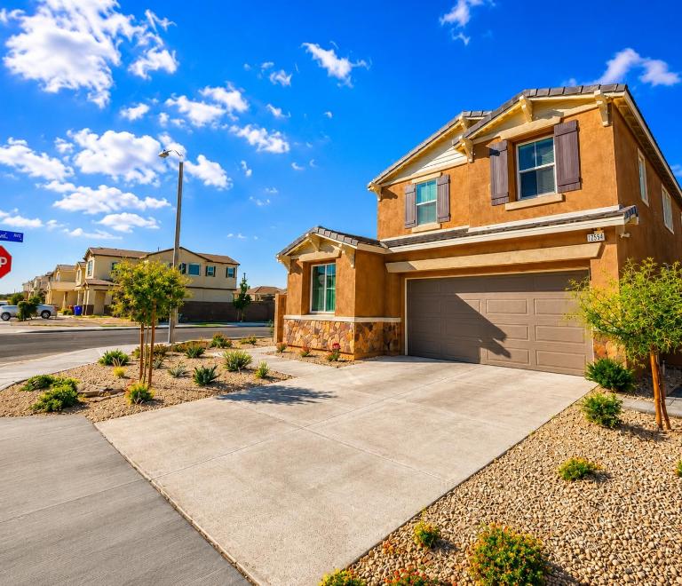 Route 66 Desert Retreat 3 Bedroom Home With Garden - B&B Victorville