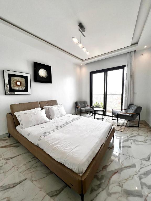 Akael by MLF Mermoz 8C - B&B Dakar