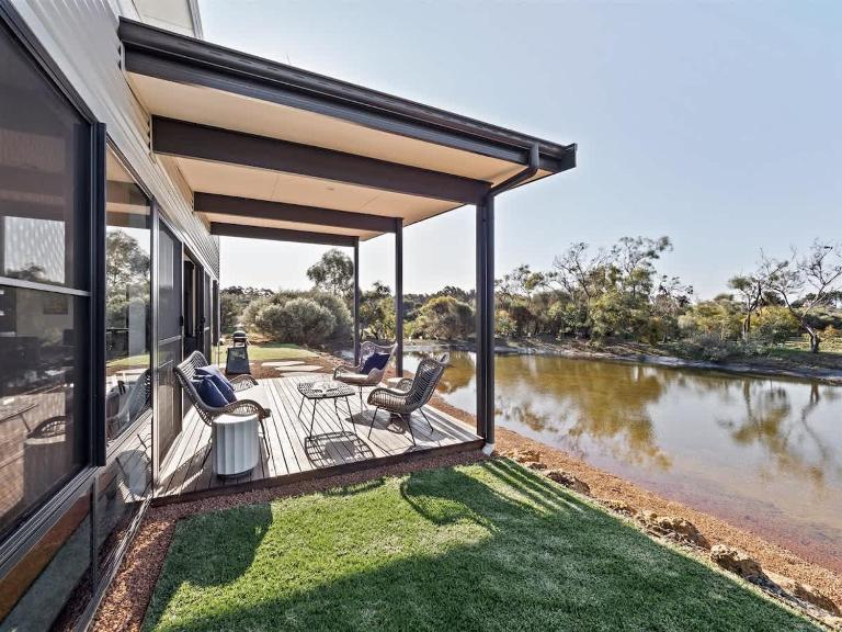 Lang Chalet - Vineyard Bliss on the Waterfront - Chambres d'hôtes Wilyabrup