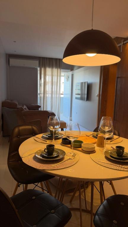 Seu apartamento na Barra com vista para o mar! - Ferienwohnung Rio de Janeiro