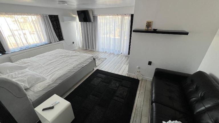 Vila Ioana - B&B Geamăna