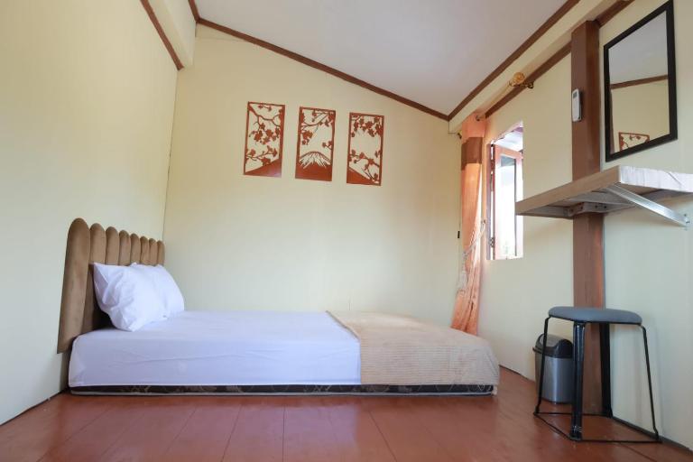 Ghaniya Homestay - Bed and Breakfast Buntu