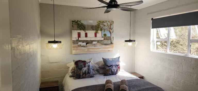 Volgenoeg Cottage 1 - Bed and Breakfast Oudtshoorn