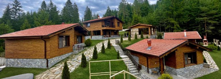 Belvedere Hills - B&B Dospat