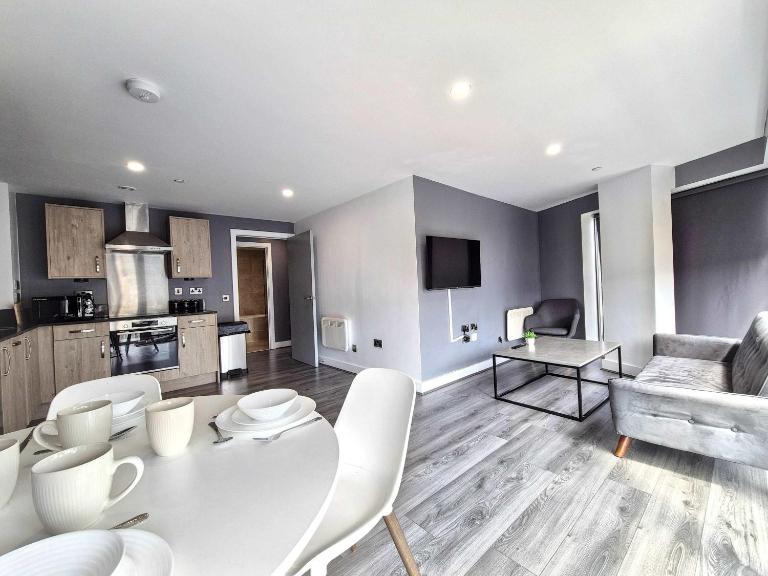 Stylish 2 Bedroom Apartment in Liverpool Near Albert Dock - B&B Liverpool