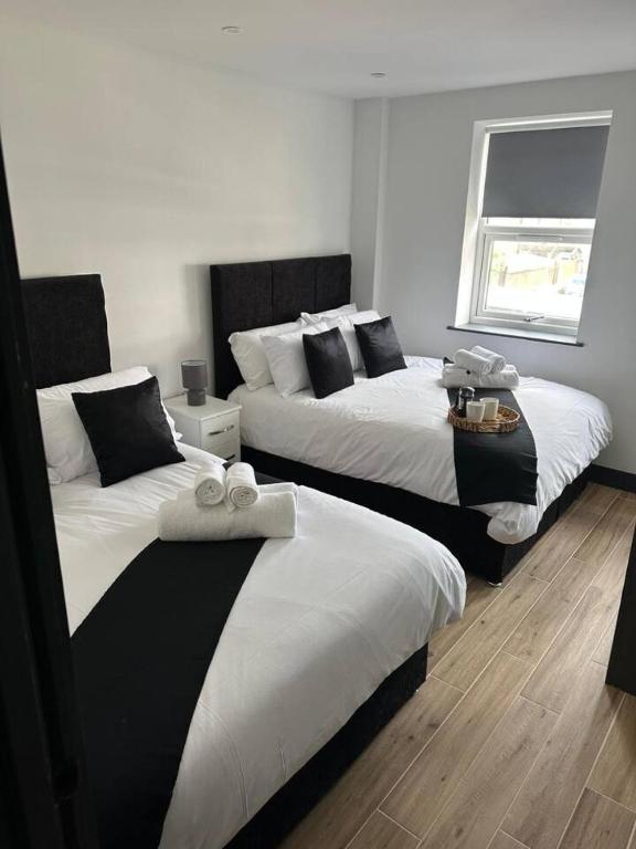 Modern Borehamwood Flat - 2 Min Walk to Station - B&B Borehamwood
